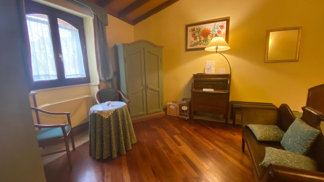 Relais Abbazia Santa Anastasia Resort & Winery カステルブオーノ エクステリア 写真