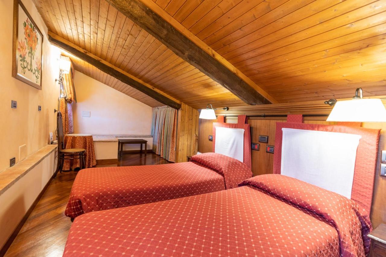 Relais Abbazia Santa Anastasia Resort & Winery カステルブオーノ エクステリア 写真