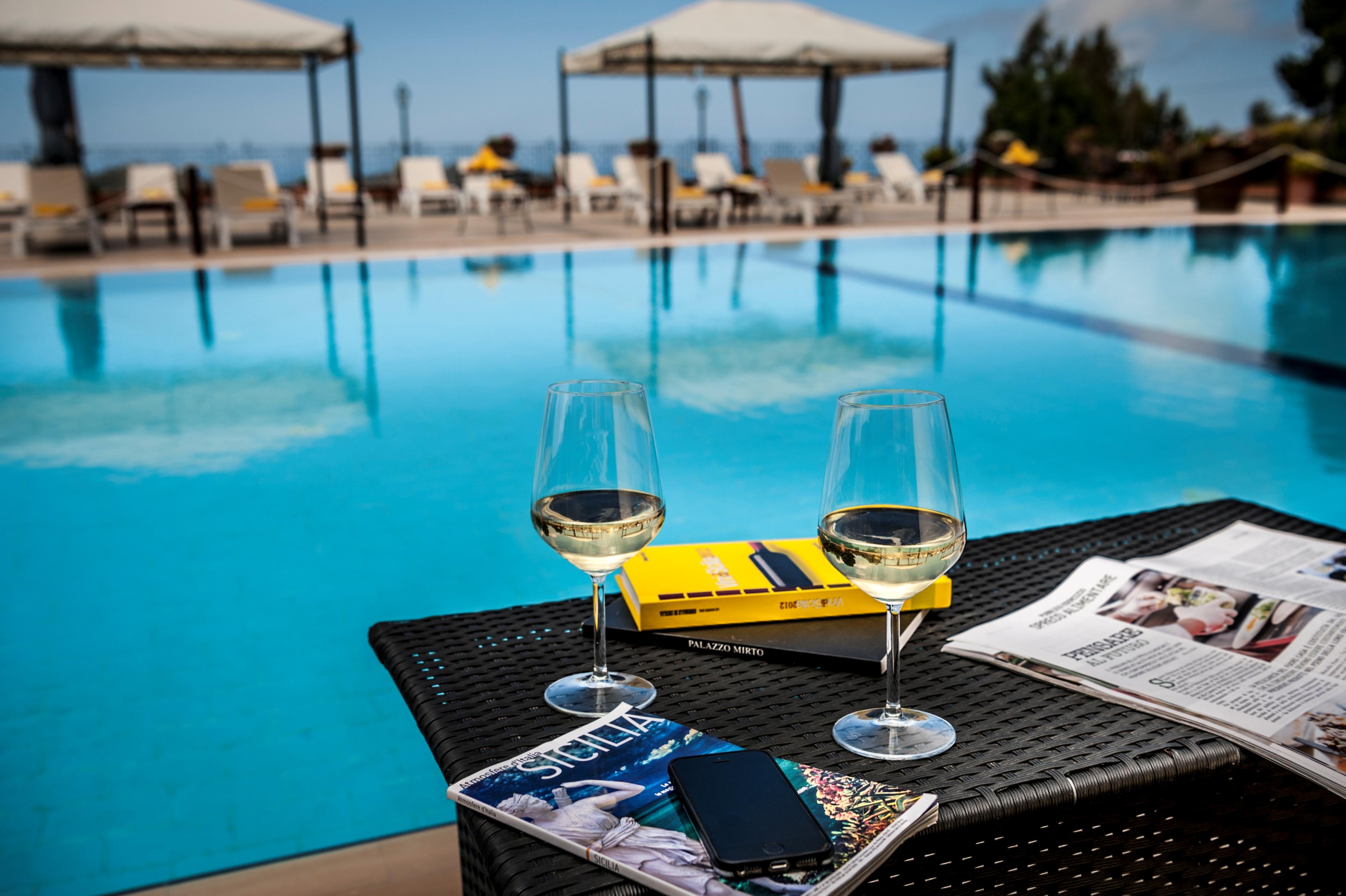 Relais Abbazia Santa Anastasia Resort & Winery カステルブオーノ エクステリア 写真