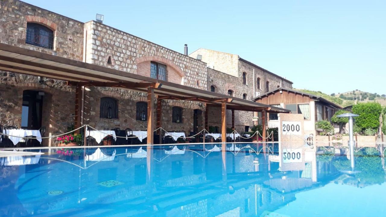 Relais Abbazia Santa Anastasia Resort & Winery カステルブオーノ エクステリア 写真